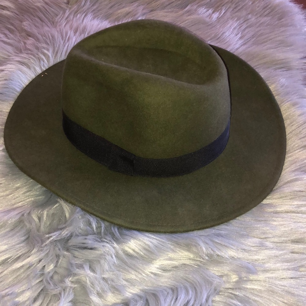 Classic Olive Green top hat